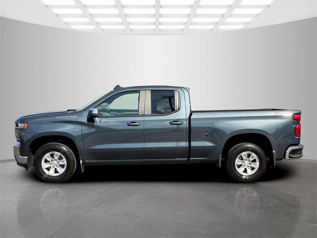 2019 Chevrolet Silverado 1500 LT photo 3