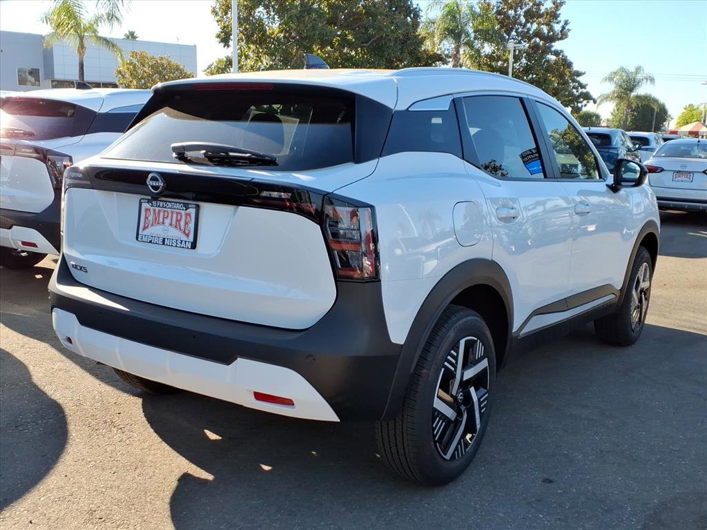 2026 Nissan Kicks SV photo 3