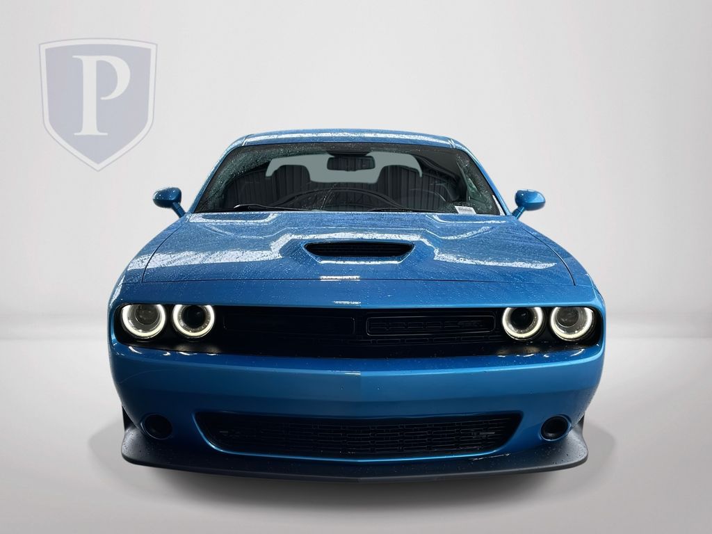 2023 Dodge Challenger GT photo 2