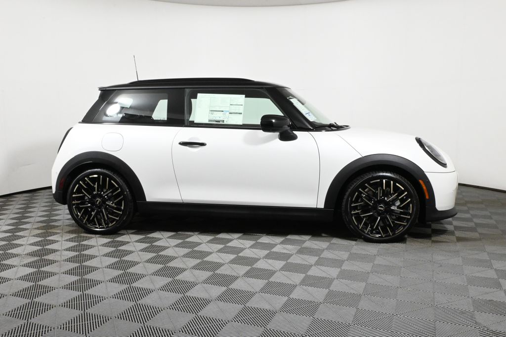 2025 Mini Cooper S photo 7