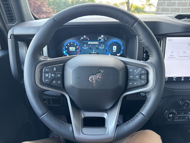 2025 Ford Bronco Badlands photo 16