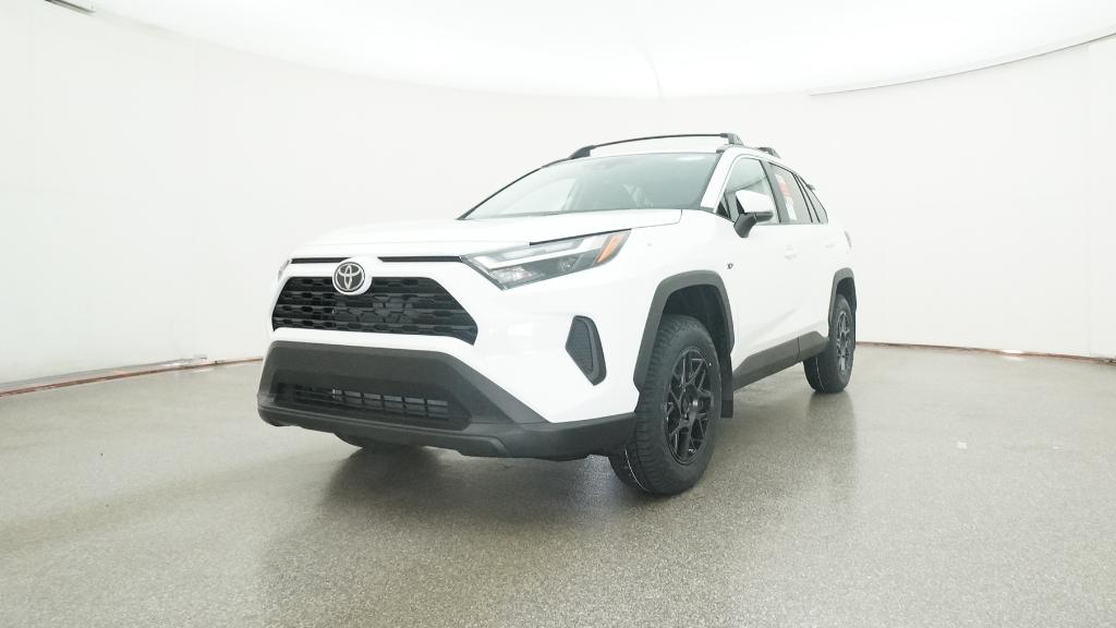 2025 Toyota RAV4 XLE photo 19