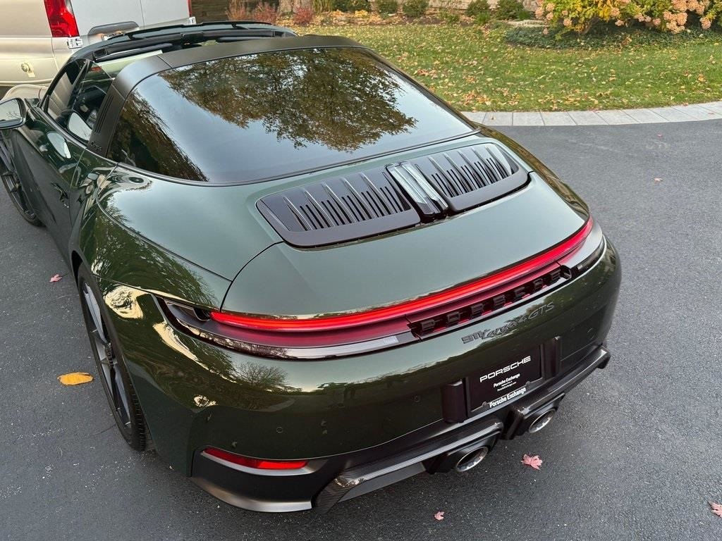 2026 Porsche 911 Targa 4 GTS photo 4