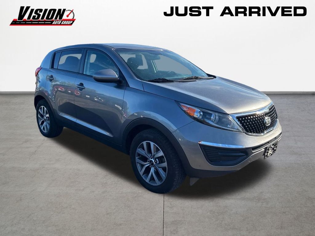 2015 Kia Sportage LX photo 3
