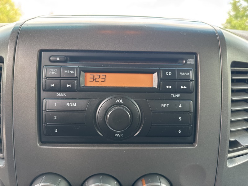 2011 Nissan Titan S Crew Cab photo 12