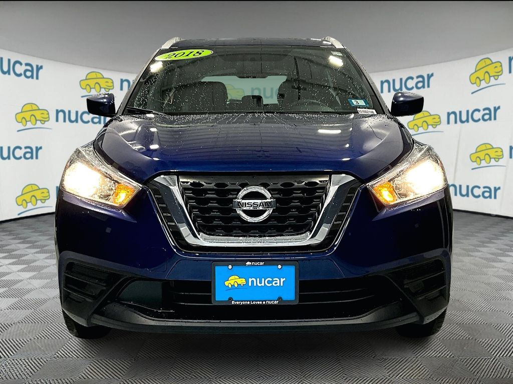 2018 Nissan Kicks SV photo 2
