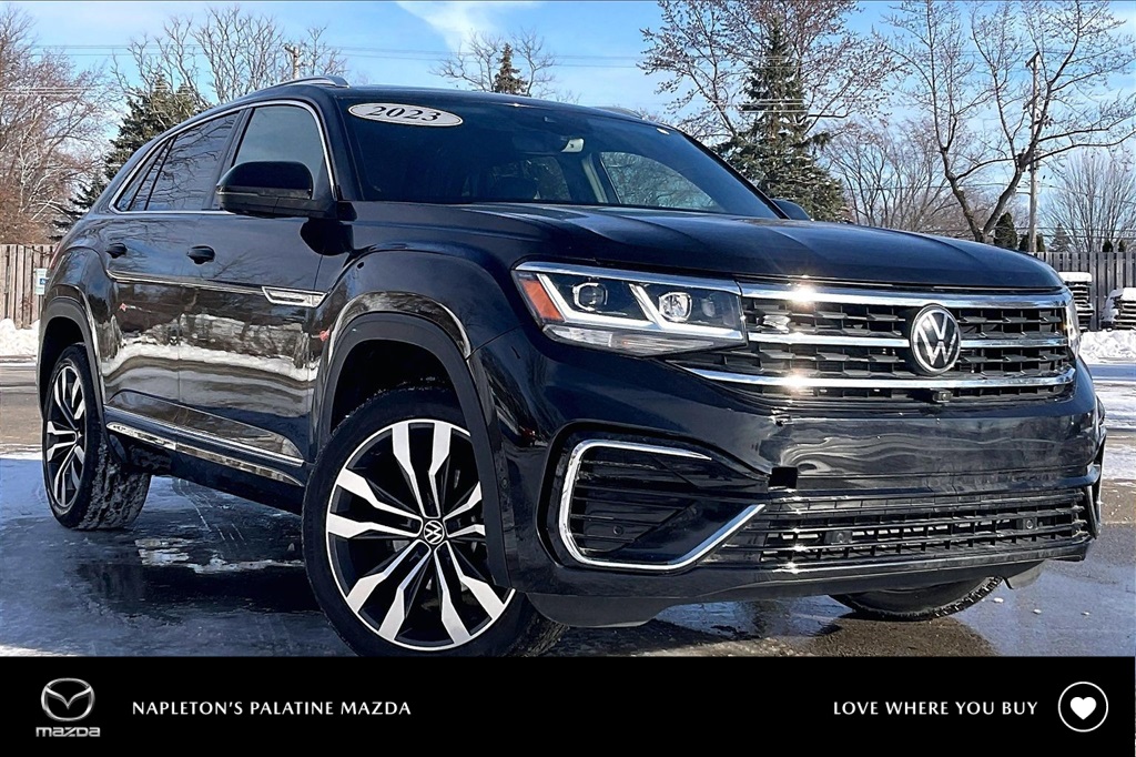 2023 Volkswagen Atlas Cross Sport SEL Premium R-Line's photo