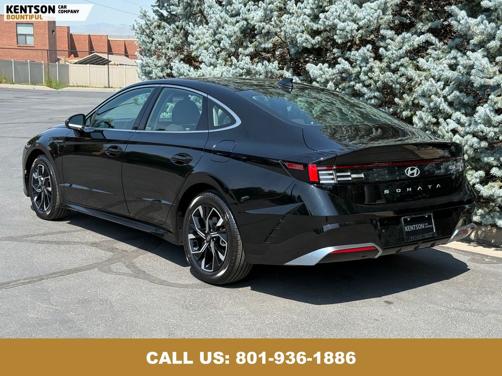 2024 Hyundai Sonata SEL photo 6