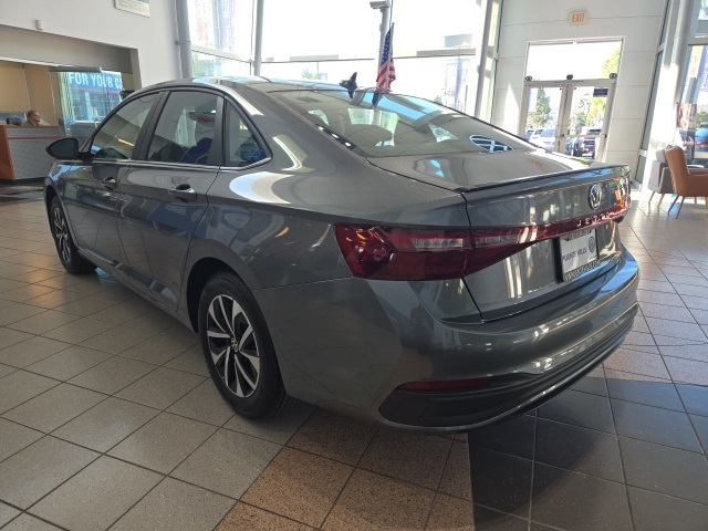2025 Volkswagen Jetta 1.5T S photo 5