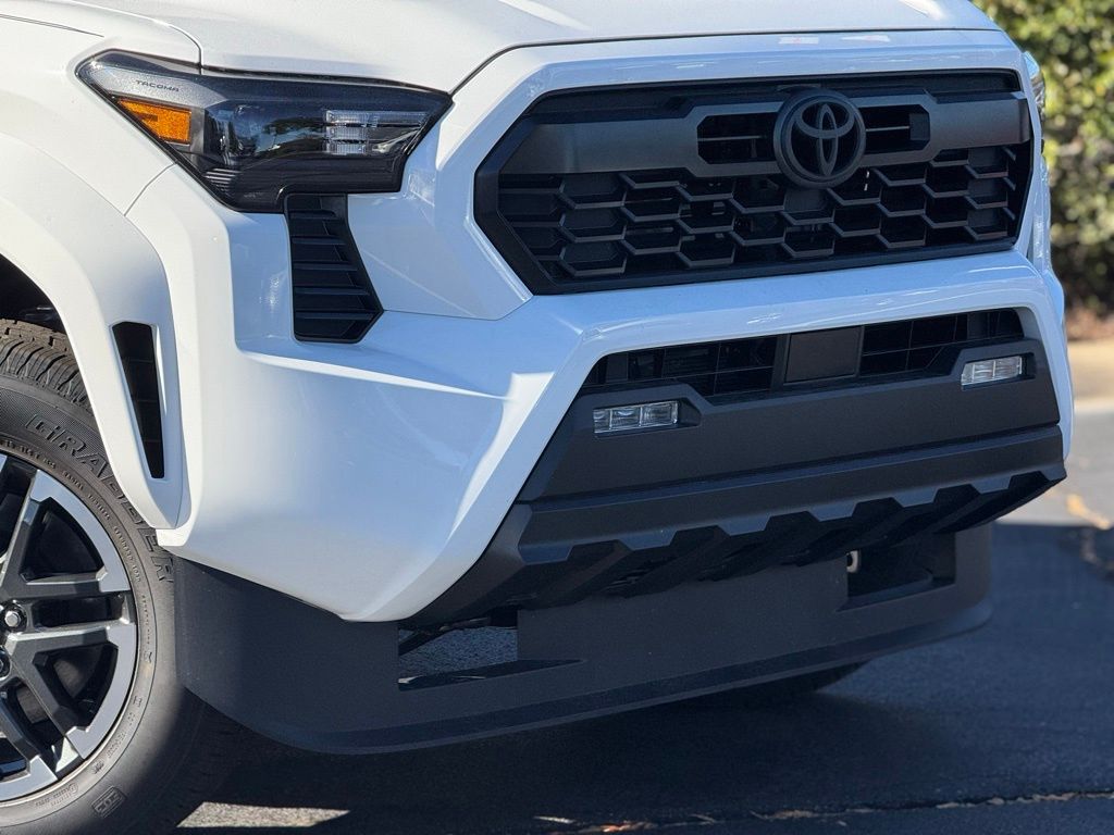 2025 Toyota Tacoma TRD Sport Double Cab photo 4