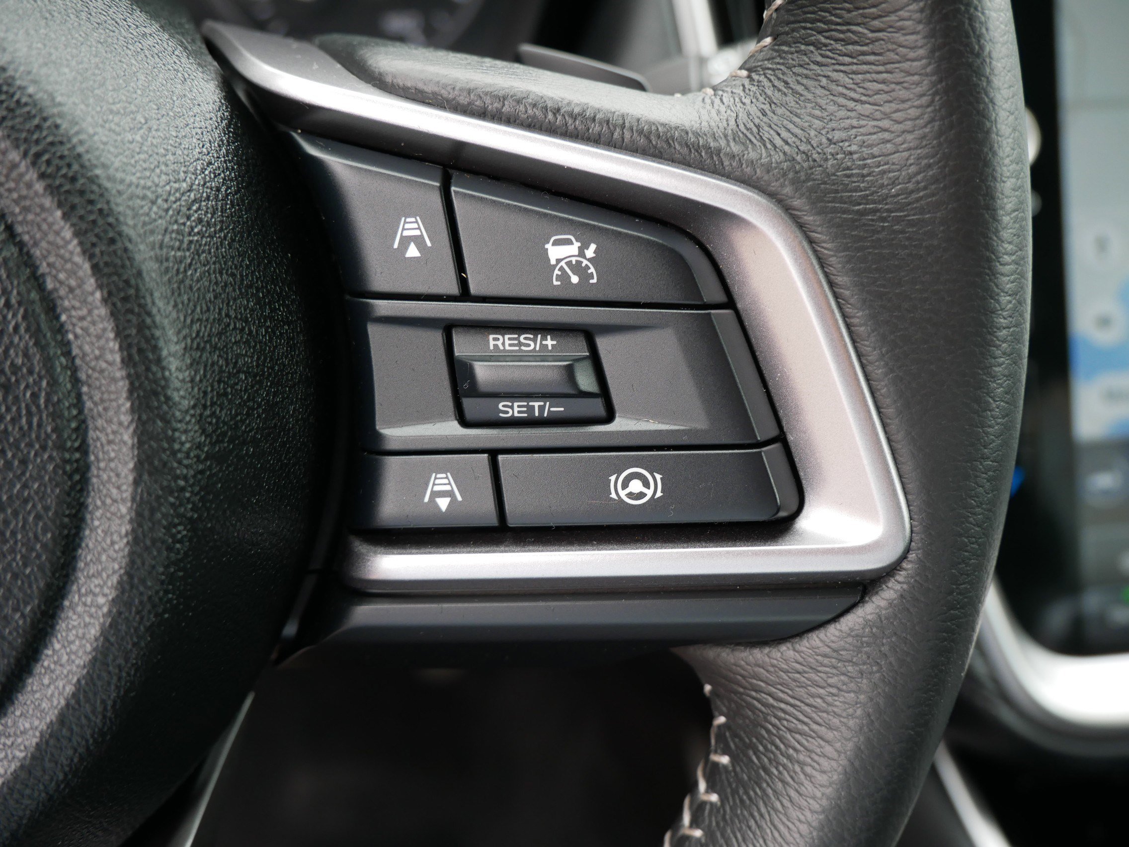 2025 Subaru Outback Premium photo 28