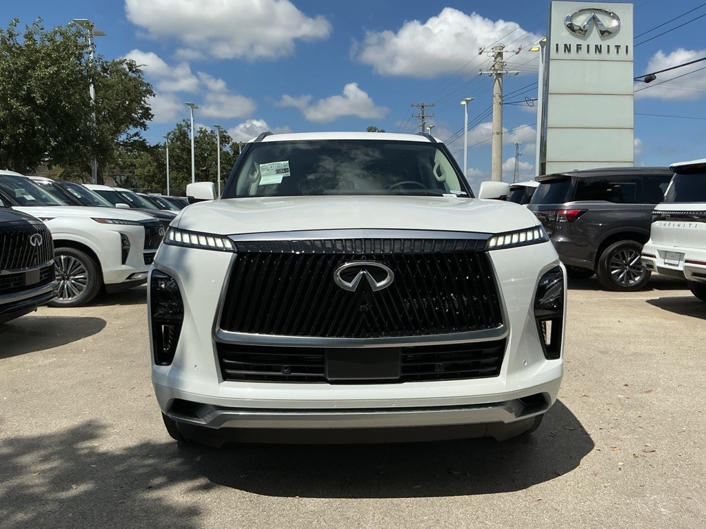2026 Infiniti QX80 Luxe photo 2