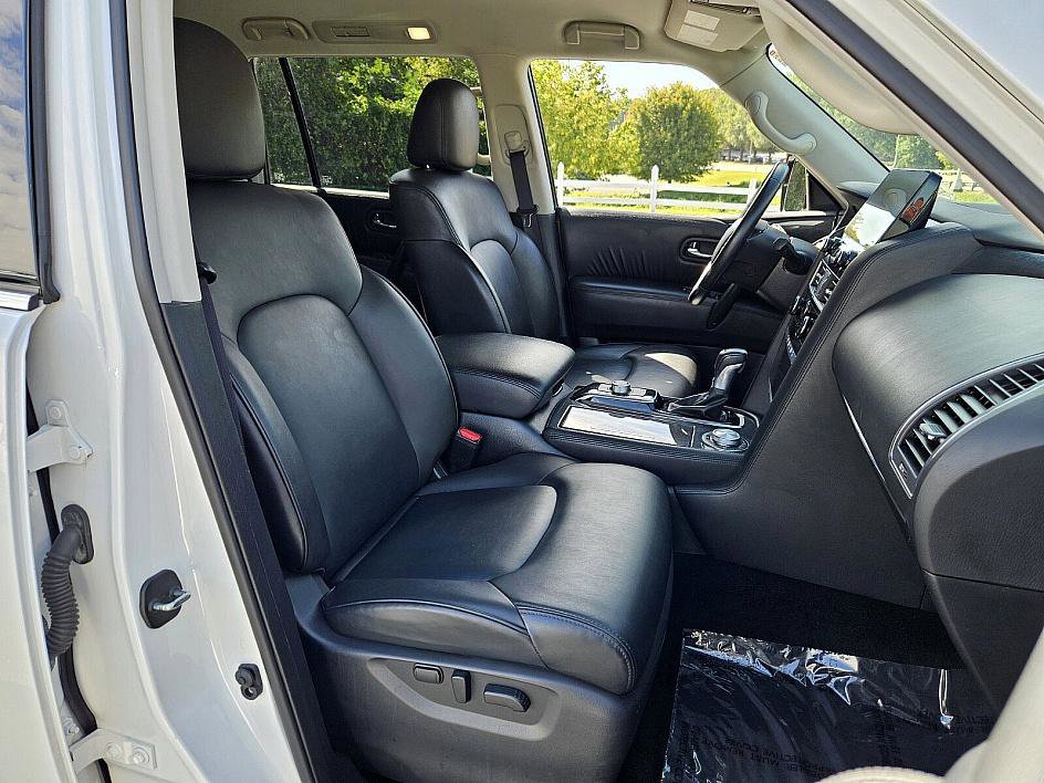 2023 Nissan Armada SV photo 11