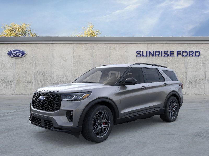 2025 Ford Explorer ST-LINE's photo