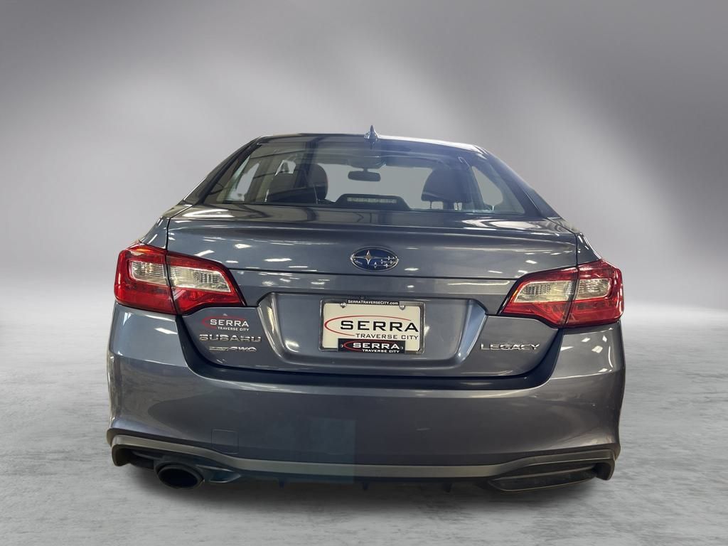 2018 Subaru Legacy 2.5i photo 4