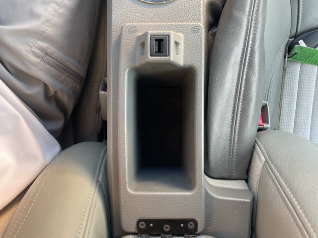 2004 Ford Thunderbird Base photo 21