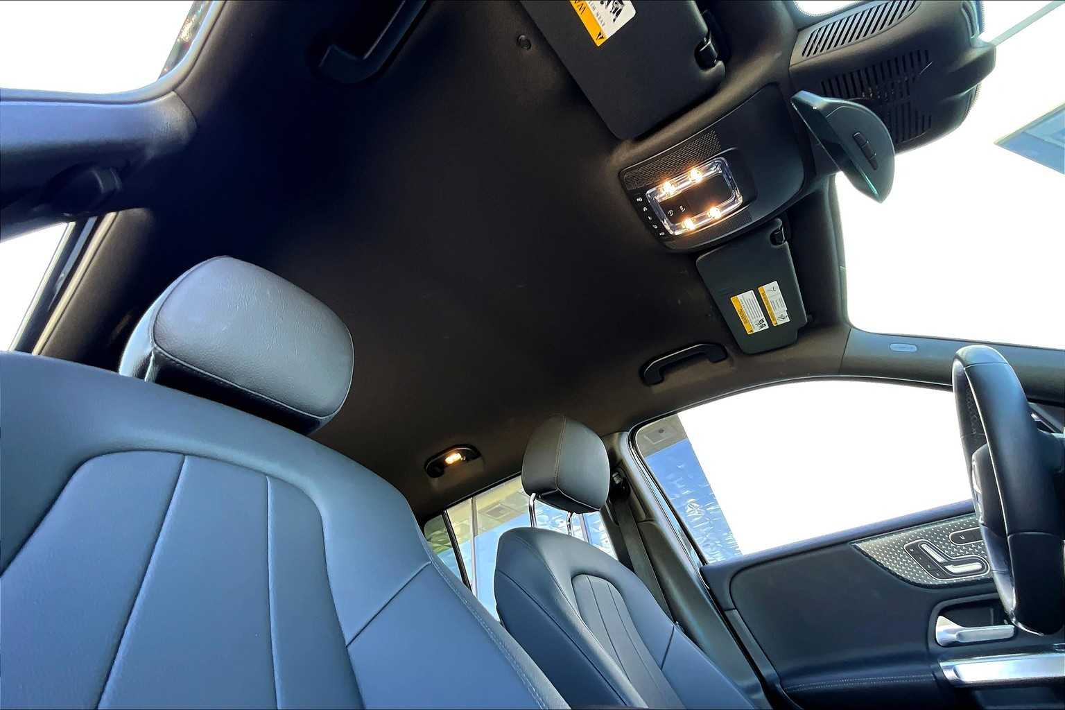 2024 Mercedes Benz GLB 250 photo 13