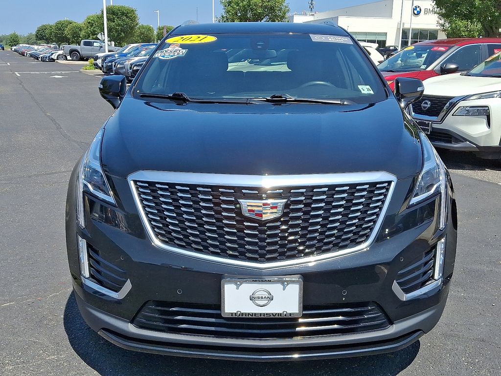 2021 Cadillac XT5 Luxury photo 2
