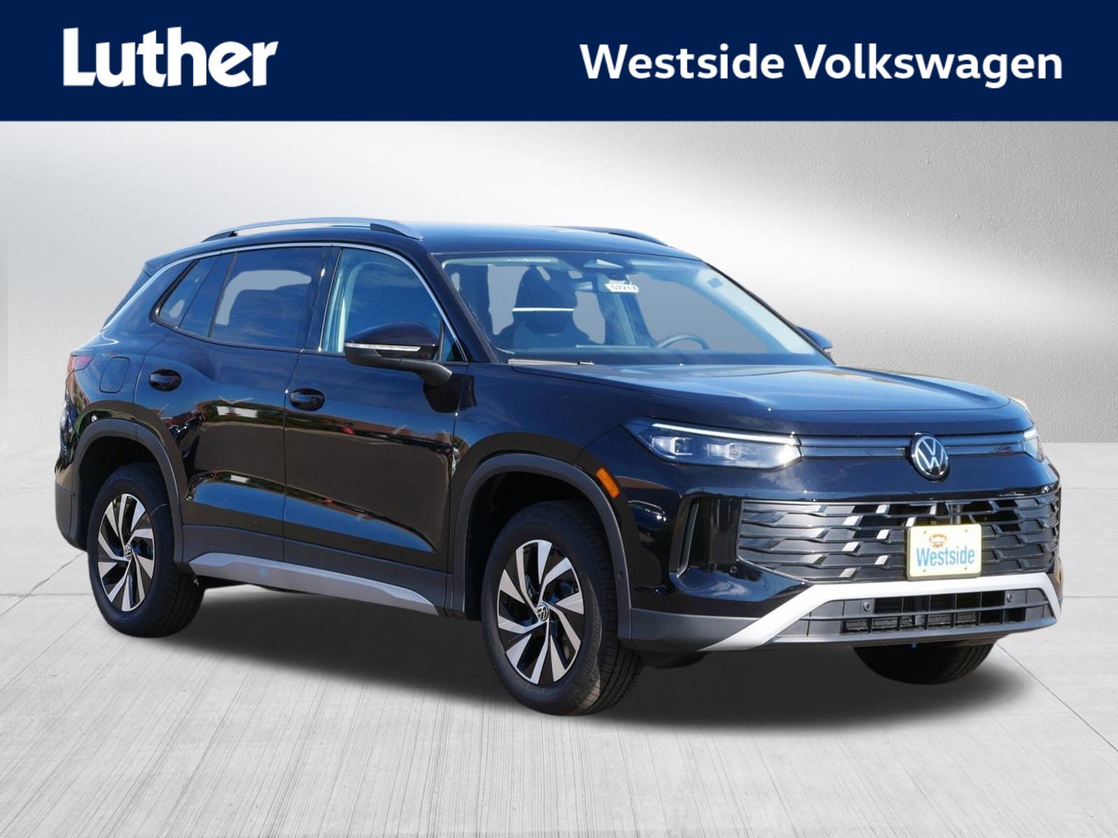 2025 Volkswagen Tiguan S's photo