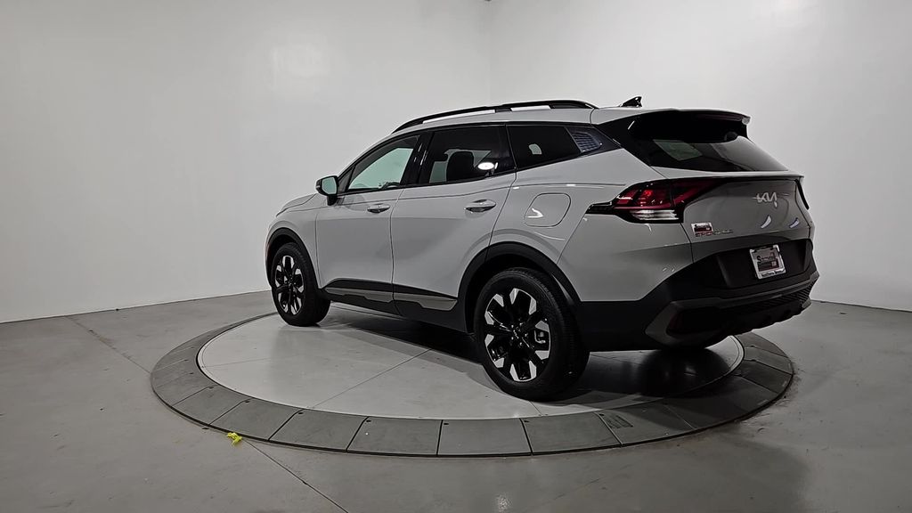 2024 Kia Sportage X-Line photo 3