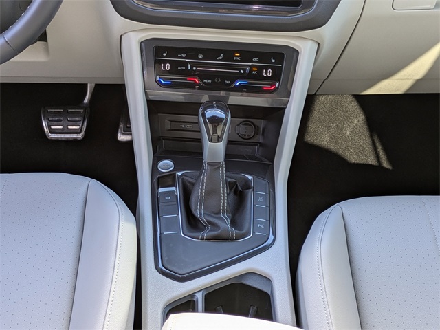 2023 Volkswagen Tiguan SE R-Line Black photo 19