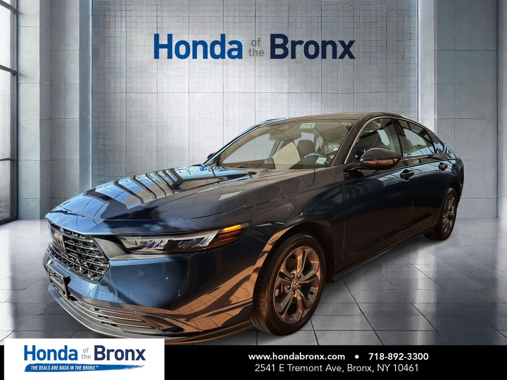 2024 Honda Accord EX's photo
