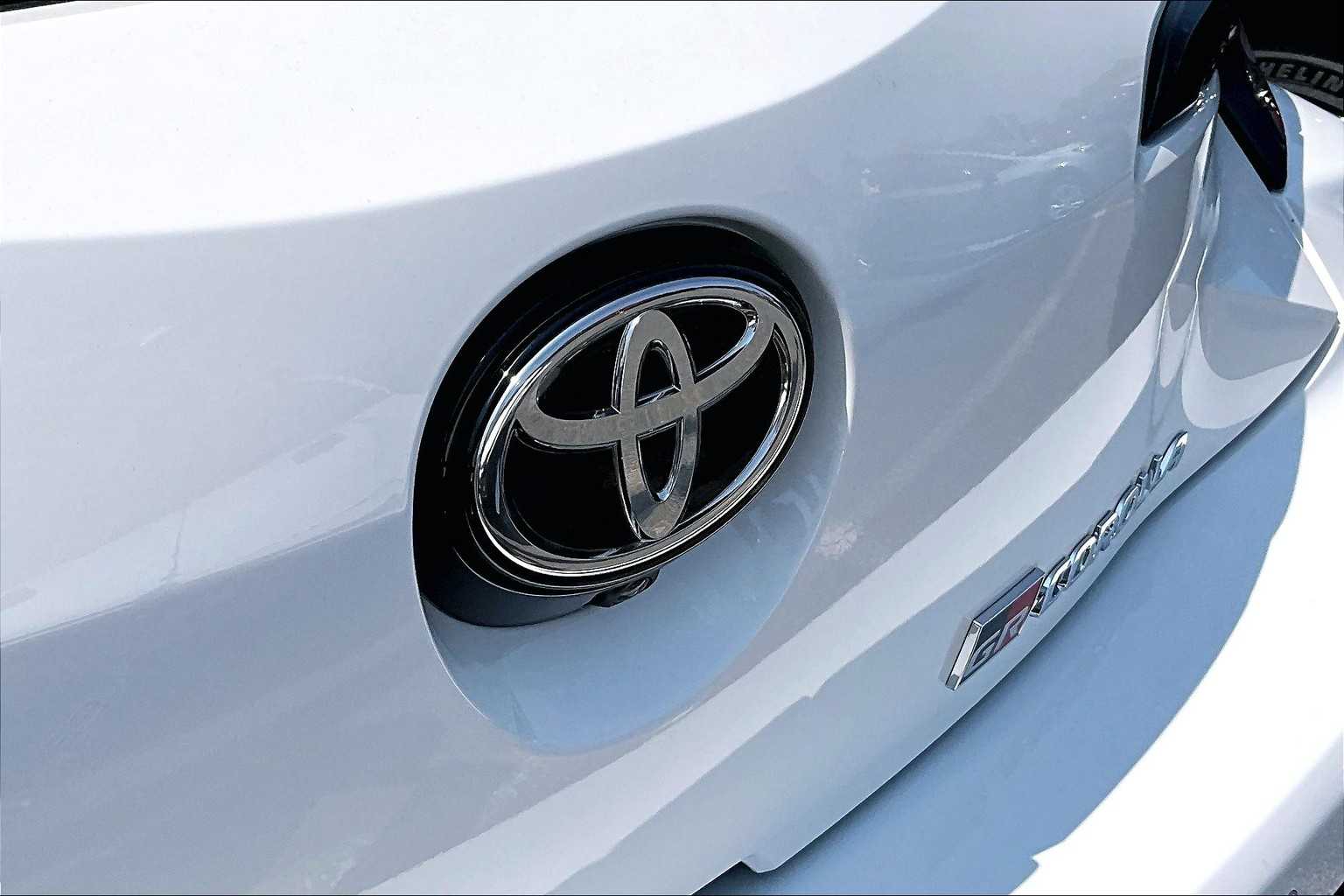 2025 Toyota Corolla GR Premium Plus photo 14