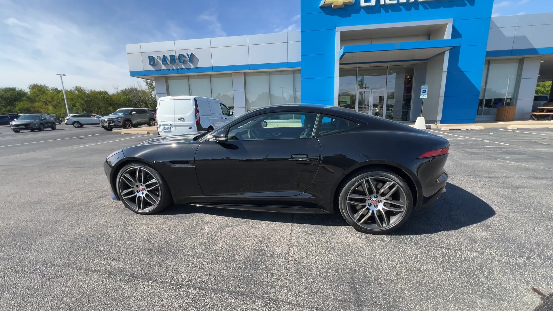 2016 Jaguar F-TYPE R photo 5