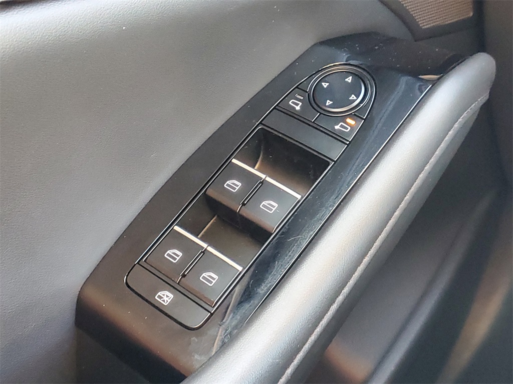 2025 Mazda Mazda3 2.5 Select Sport photo 15
