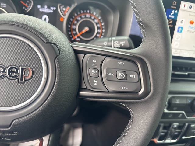 2025 Jeep Gladiator Sport S photo 18