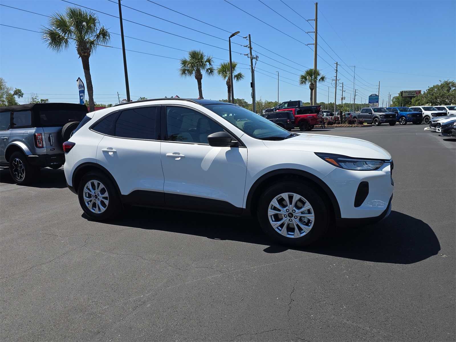 2025 Ford Escape Active photo 2