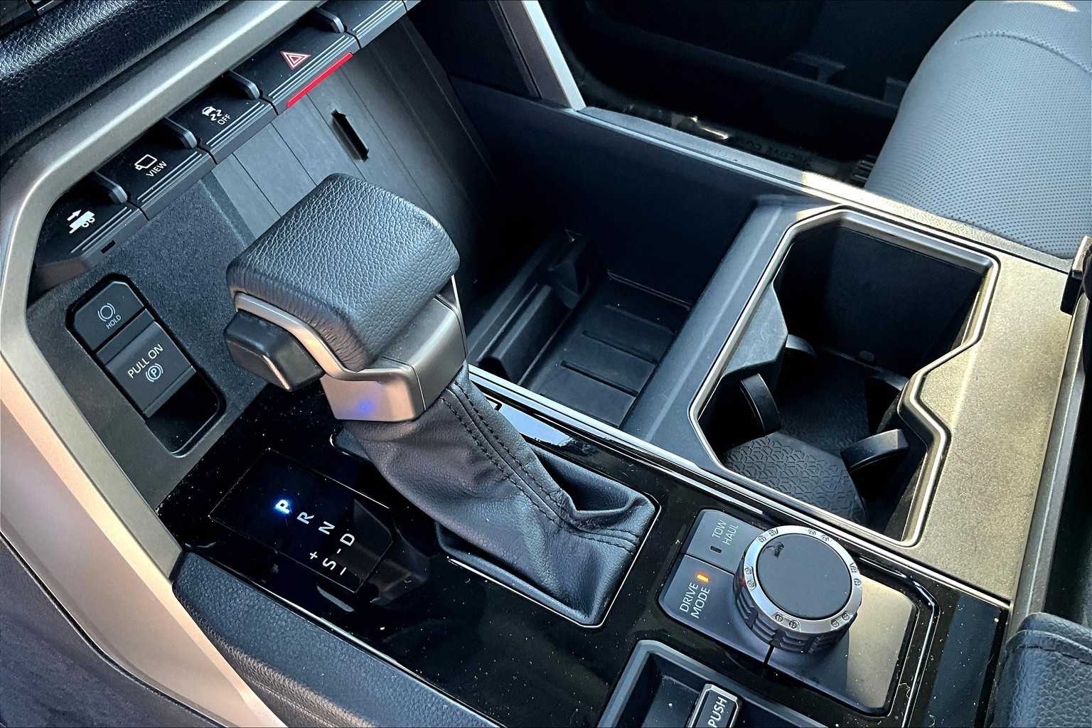 2023 Toyota Tundra SR5 photo 14