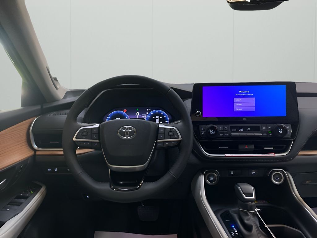 2025 Toyota Grand Highlander Limited AWD photo 11