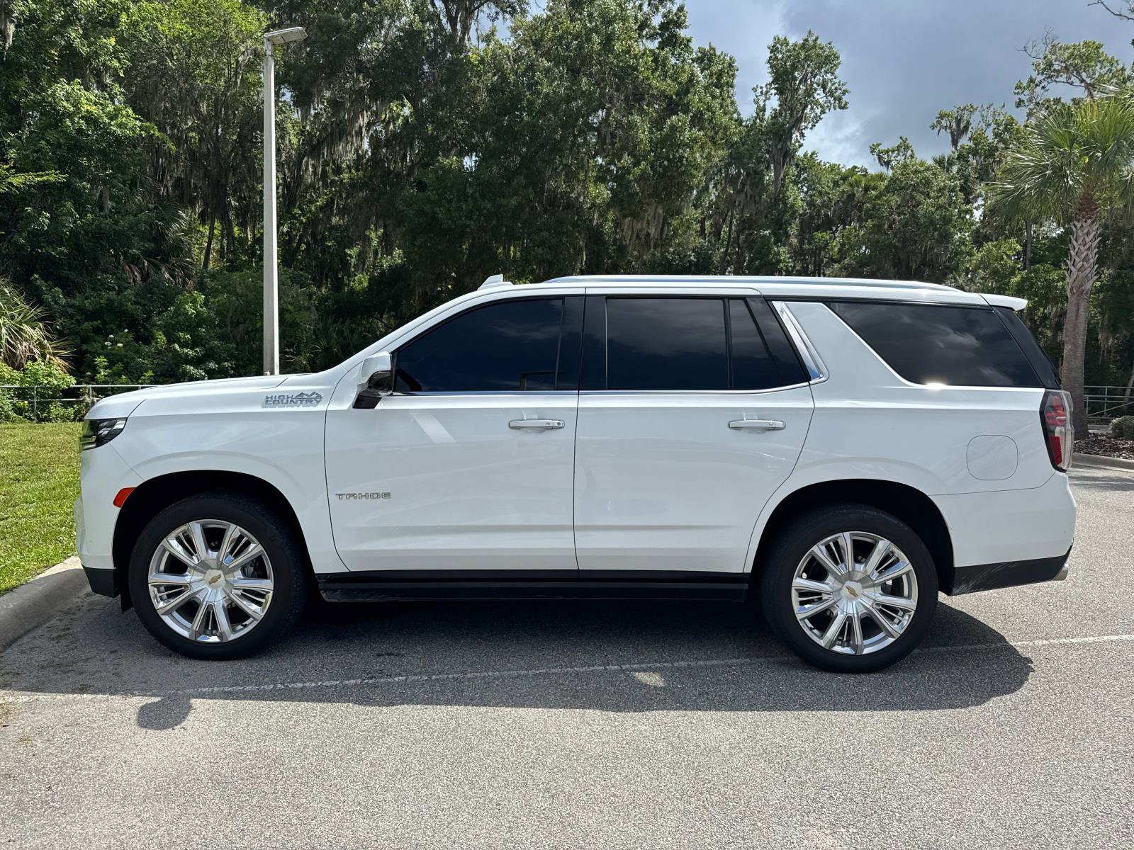 2021 Chevrolet Tahoe High Country photo 5