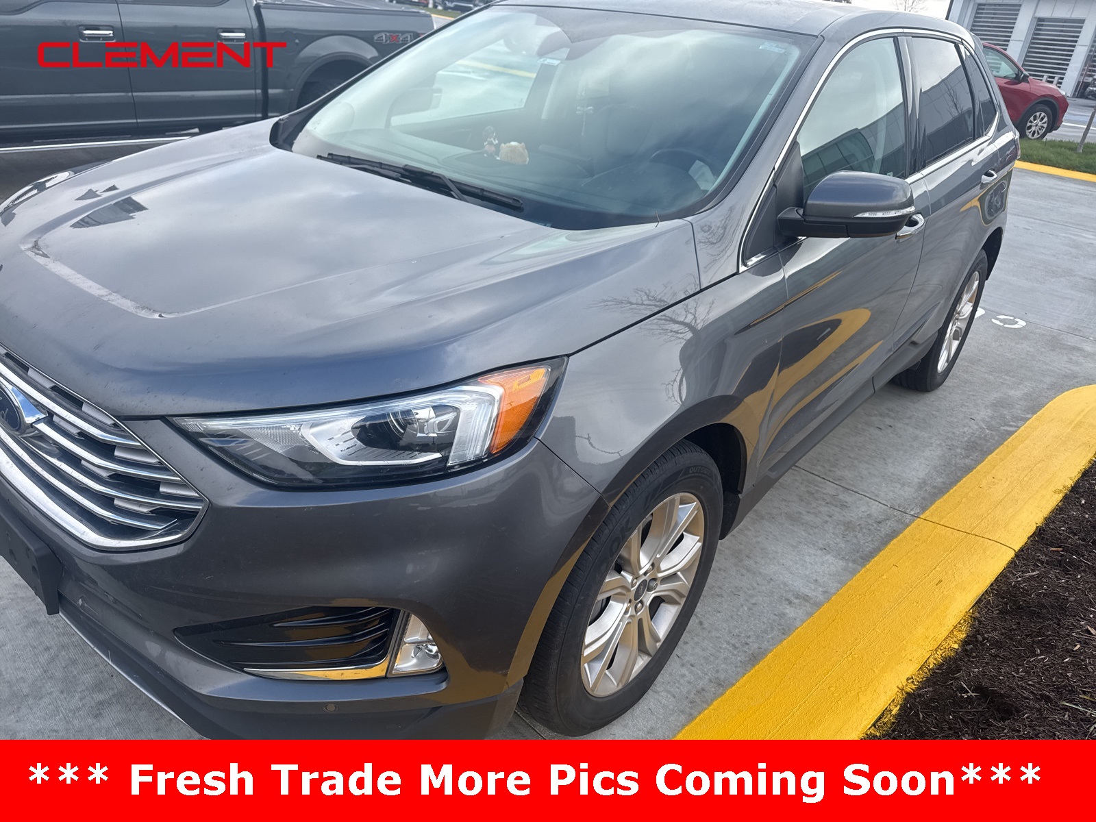 2022 Ford Edge Titanium