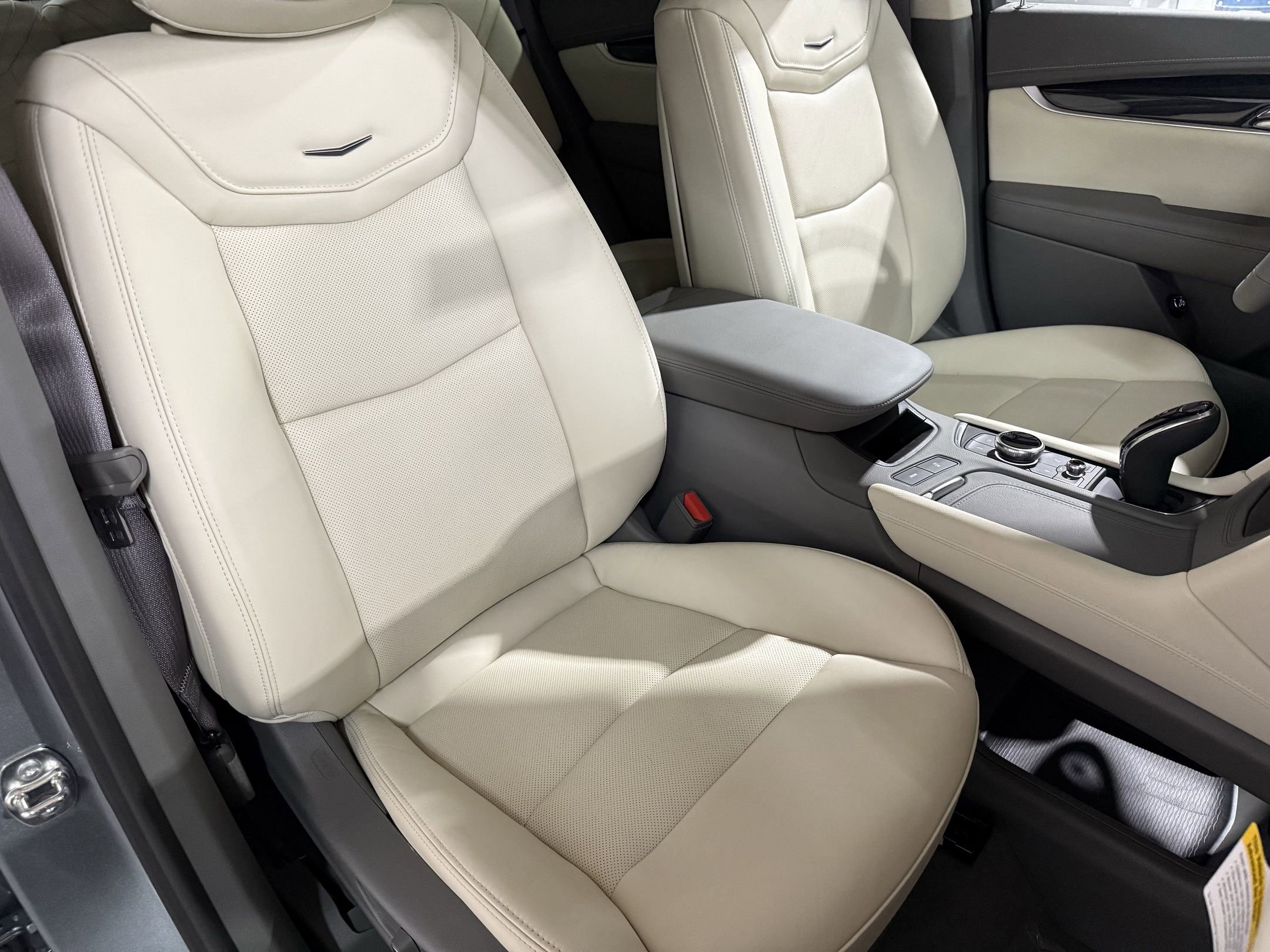 2025 Cadillac XT6 Premium Luxury photo 49