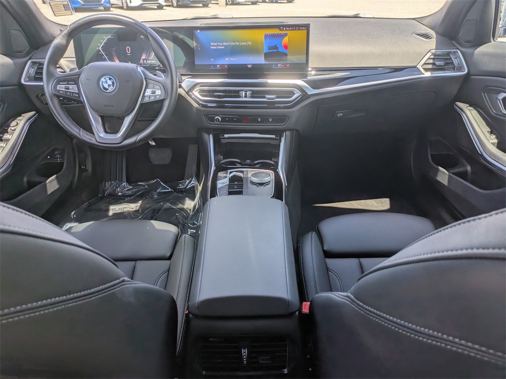 2024 Bmw 330e photo 15
