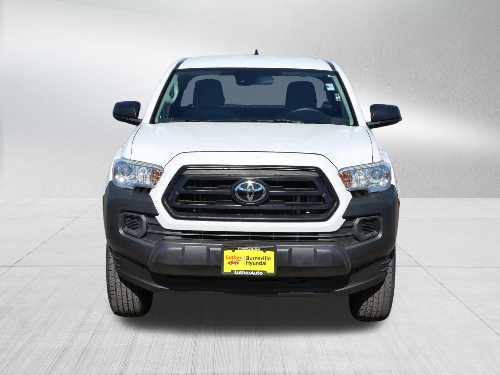 2020 Toyota Tacoma SR photo 2