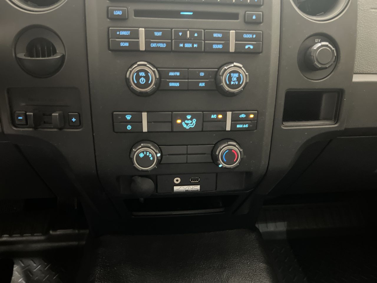 2013 Ford F-150 XL photo 46