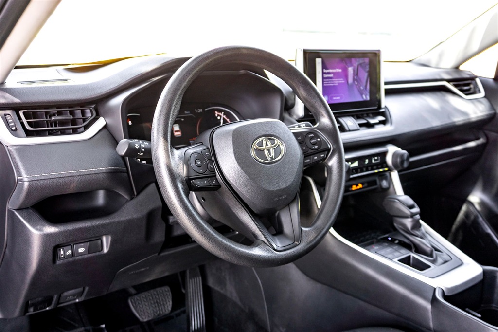 2024 Toyota RAV4 LE photo 15
