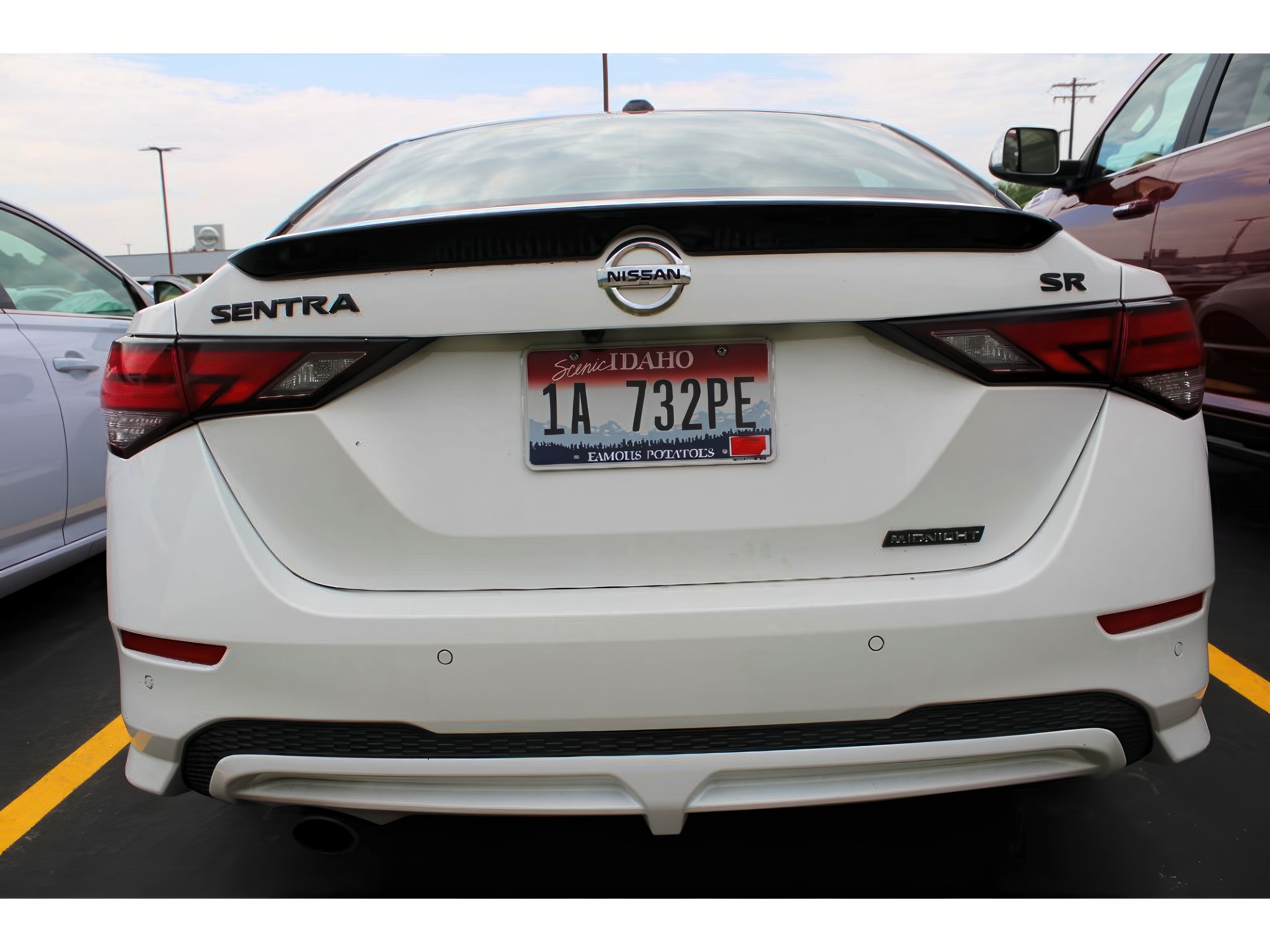 2022 Nissan Sentra SR photo 8