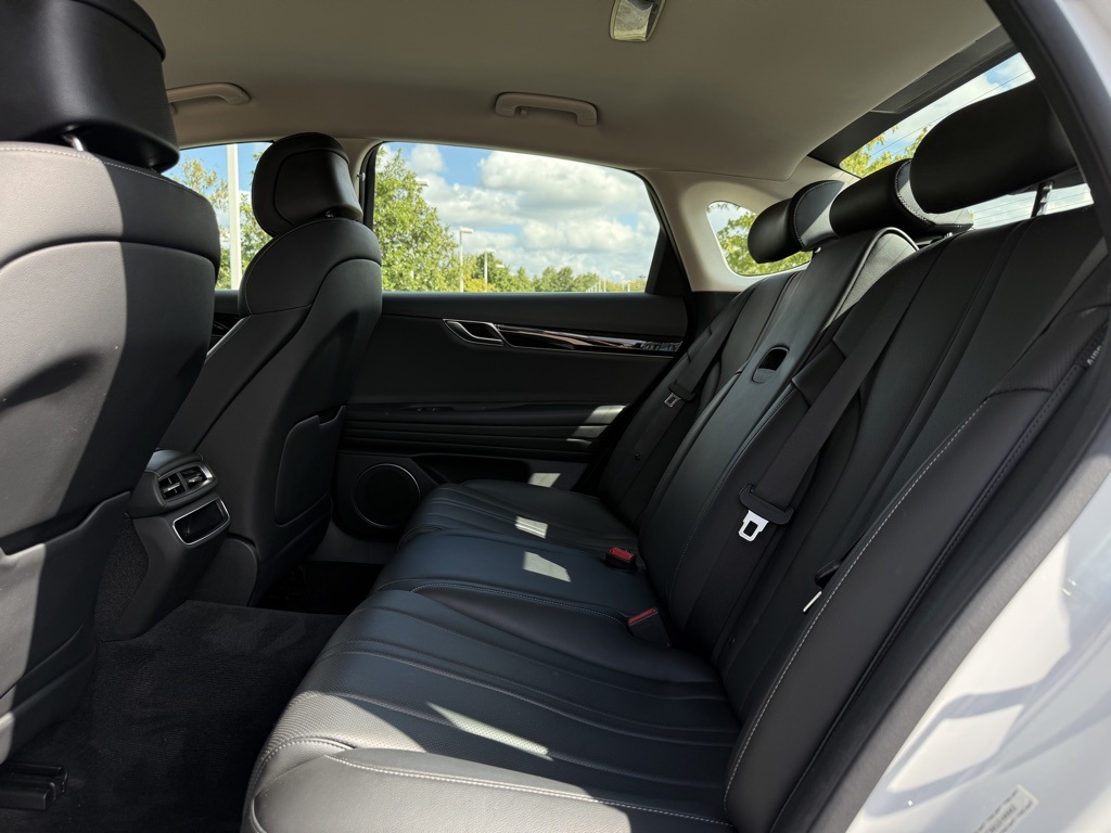 2024 Genesis G80 2.5T photo 26