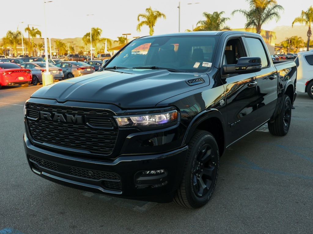 New 2026 Diamond Black Crystal Pearl-Coat Exterior Paint RAM Big Horn/Lone Star image 7