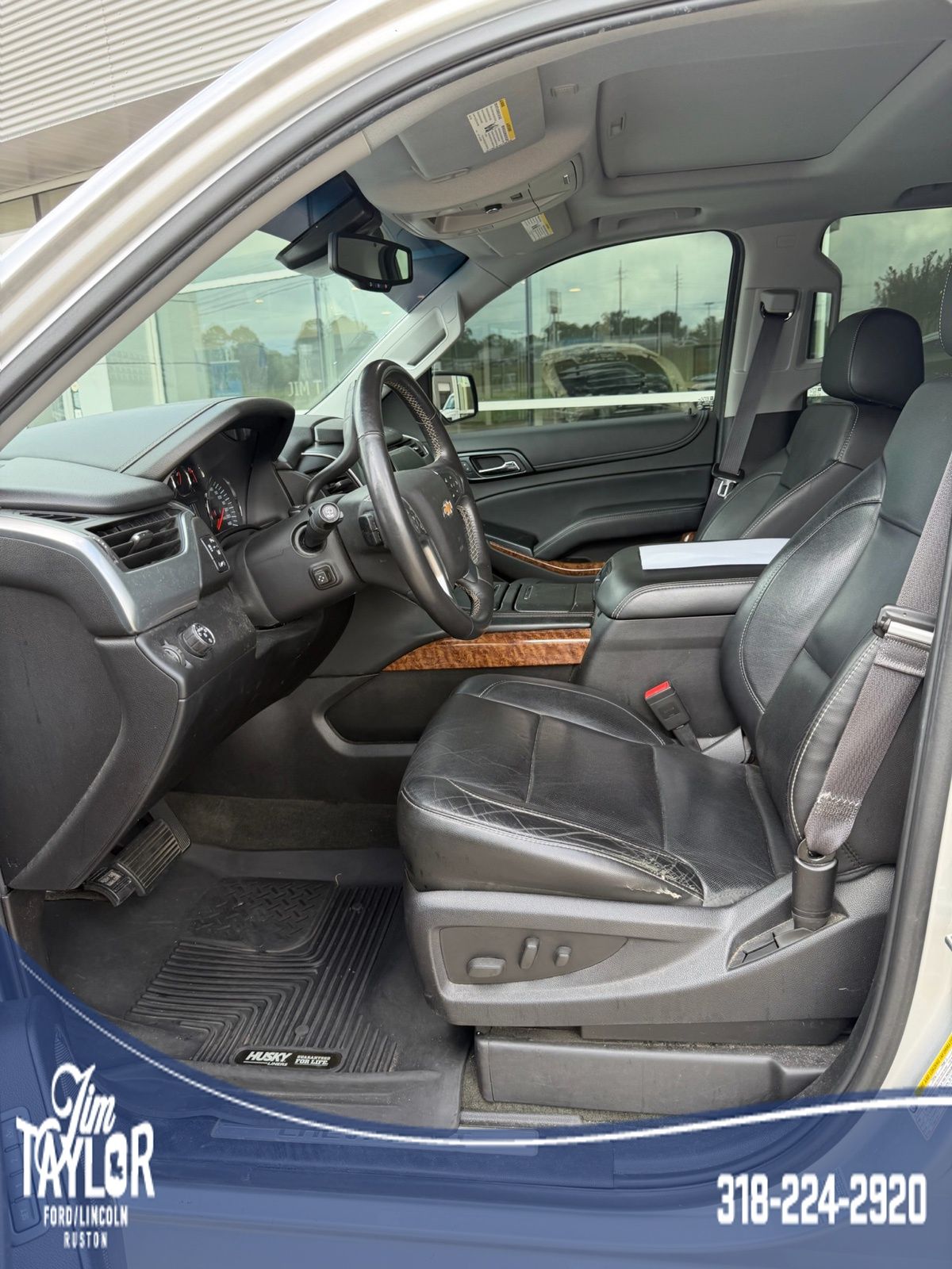 2015 Chevrolet Tahoe LTZ photo 3