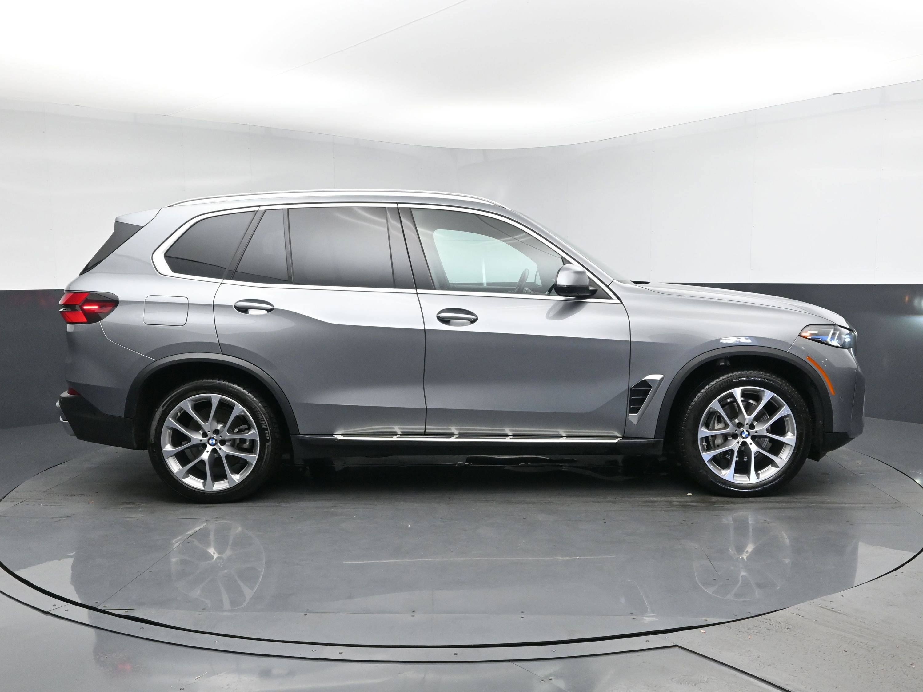 2024 Bmw X5 xDrive40i photo 3