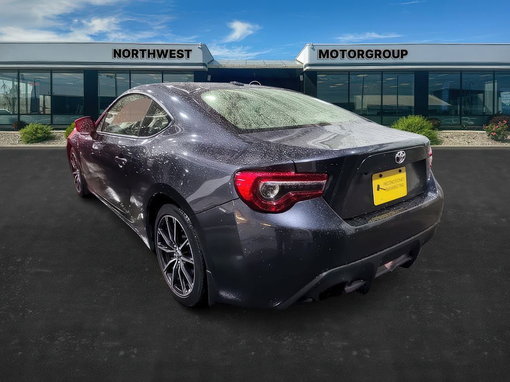 2017 Toyota GR86 Base photo 3