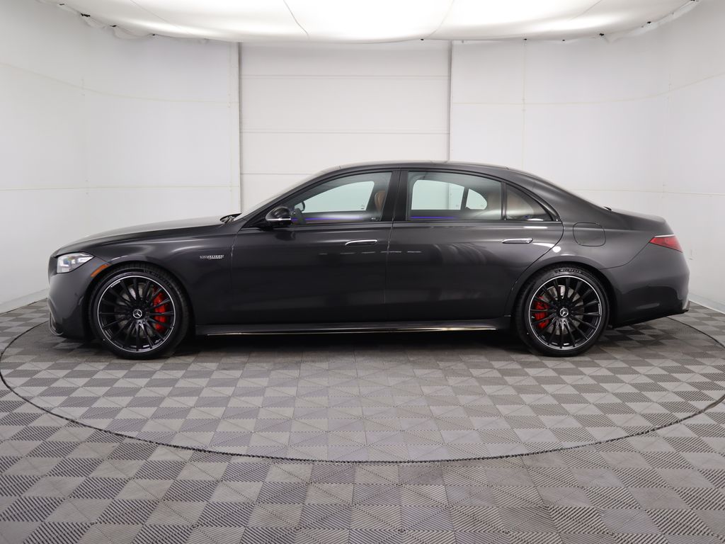 2026 Mercedes Benz S 63 e photo 8