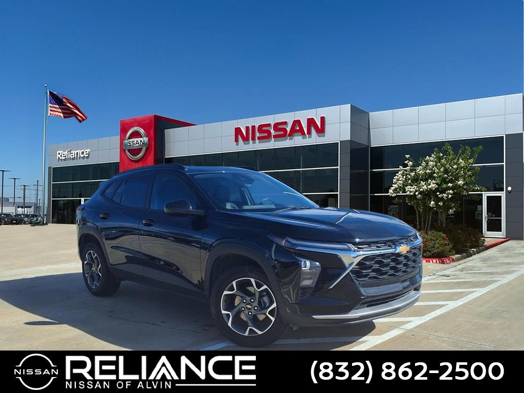 2025 Chevrolet Trax LT's photo