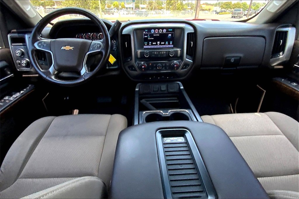 2018 Chevrolet Silverado 1500 LT photo 14