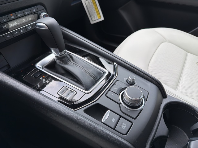 2025 Mazda CX-5 2.5 S Preferred photo 15